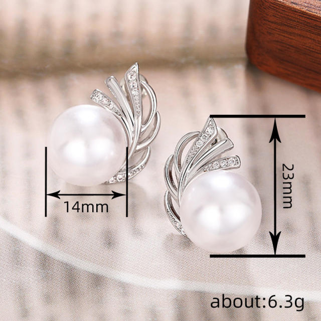 Banana Leaf Earrings Women's Imitation Pearl Earrings