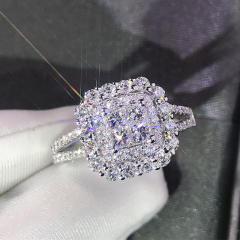 Classic women's micro-inlaid zircon wedding ring