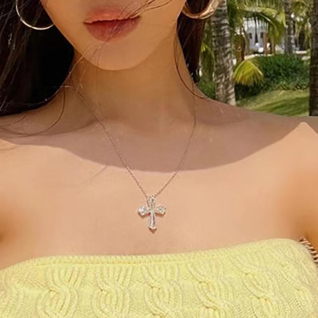 Luxury cubic zircon Cross Necklace Women's New Cyber Celebrity Star Pendant Necklace