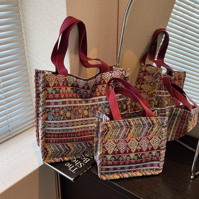 Ethnic Shoulder Bag 2025 New Bohemian Tote Bag Resort Handbag Women's Trendy Bag