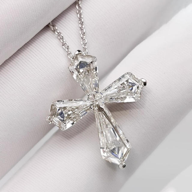 Luxury cubic zircon Cross Necklace Women's New Cyber Celebrity Star Pendant Necklace