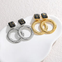 Vintage hammer pattern circle stainless steel earrings