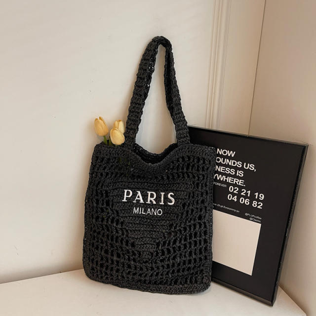 2025 New Hollow Woven Women's Portable Shoulder Bag Summer Straw Bag