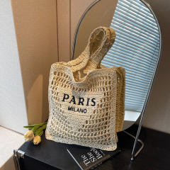 2025 New Hollow Woven Women's Portable Shoulder Bag Summer Straw Bag