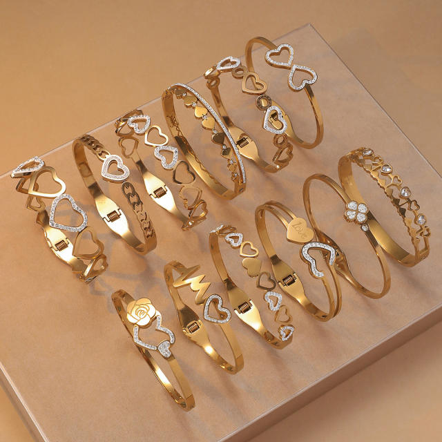 Hollow out heart rhinestone stainless steel bangle bracelet