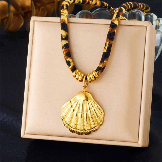 Creative Printed Cotton Chain Metal Stainless Steel Multi-Element Pendant Love Butterfly Necklace