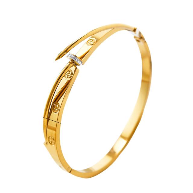 Special diamond nail inlaid cubic zircon easy match stainless steel bangle