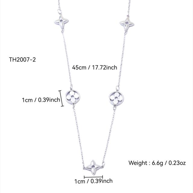 Designer hollow out four leaf flower lucky flower stainless steel necklace