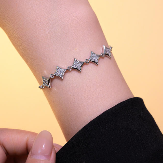 Korean-Style Light Luxury Exquisite Zircon Rhombus Bracelet for Women
