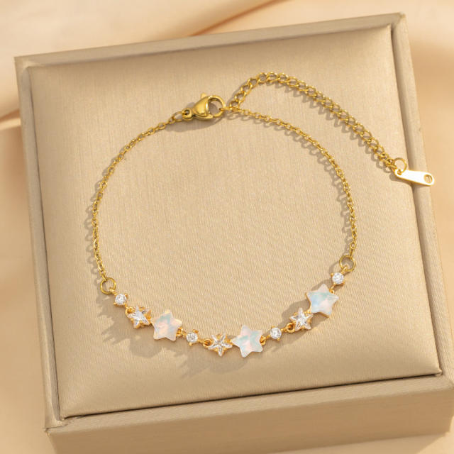 Fashion Elegant High-End Small Star Bracelet for Women