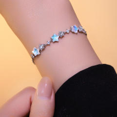 Fashion Elegant High-End Small Star Bracelet for Women