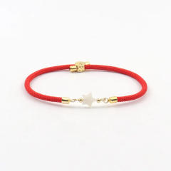 Natural freshwater shell love star five-leaf flower accessories Milan line bracelet