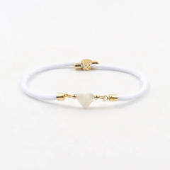 Natural freshwater shell love star five-leaf flower accessories Milan line bracelet