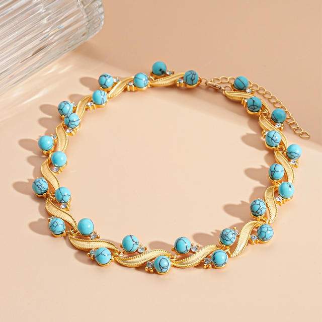 Diamond-Encrusted Turquoise Geometric Round Choker Necklace earrings suit