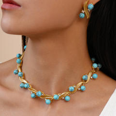 Diamond-Encrusted Turquoise Geometric Round Choker Necklace earrings suit