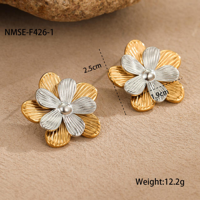 Hot sale two tone flower series hollow out stainless steel earrings necklace suit