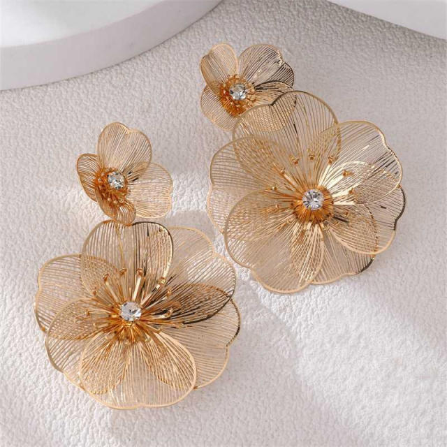 Original golden pendant hollow leaf flower earrings