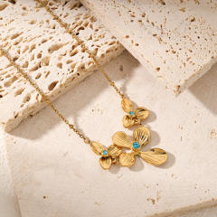 New Stainless Steel Petal Necklace 18K Gold Women's stainless steel necklace