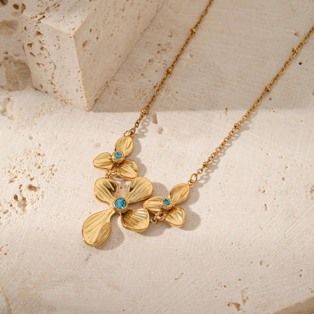 New Stainless Steel Petal Necklace 18K Gold Women's stainless steel necklace
