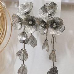 Metal Exaggerated Leaves Flower Tassel Earrings