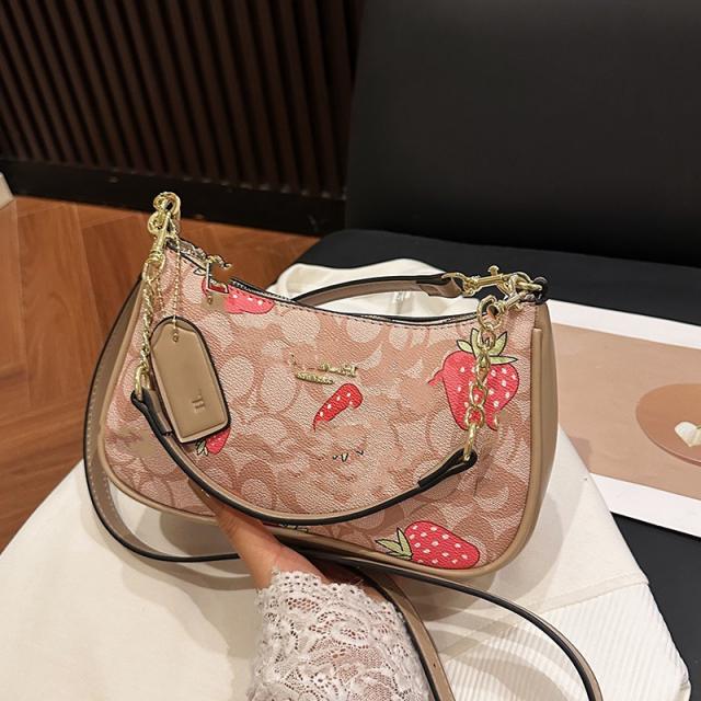 2025 hot sale heart strawberry print women shoulder bag popular bag