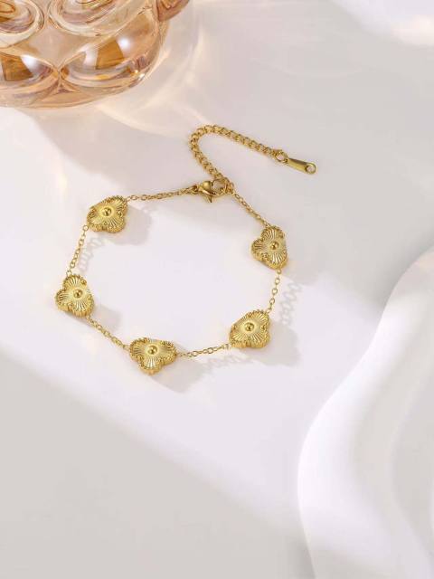 13mm Four-leaf clover bracelet necklace earrings set stainless steel necklace suit