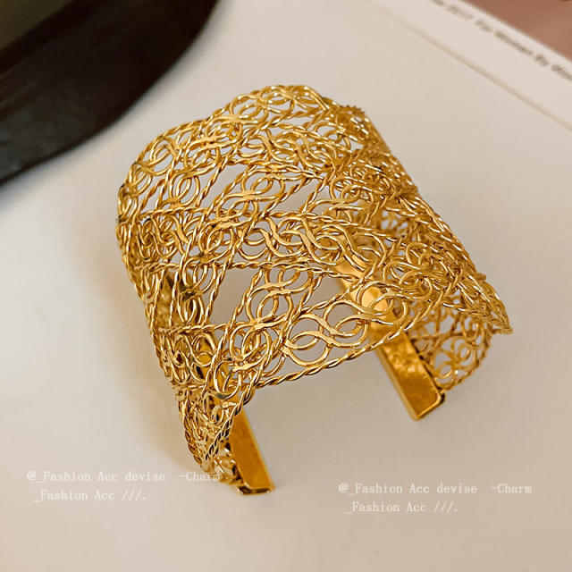 Popular gold color metal cuff bangle bracelet for women
