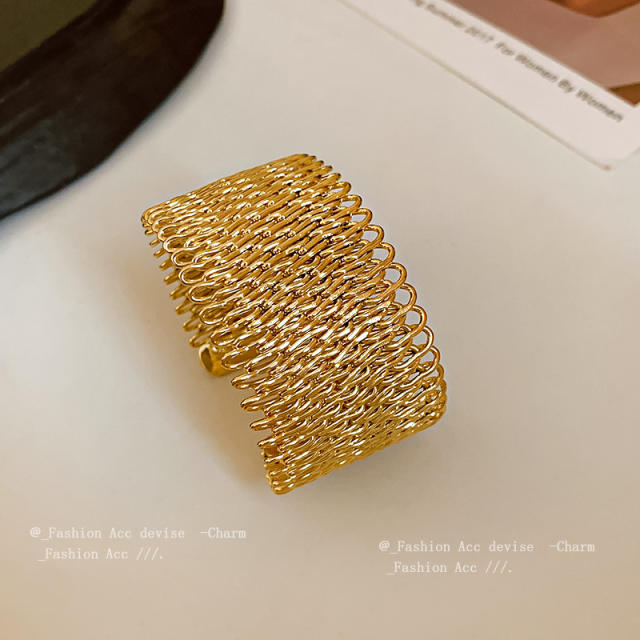 Popular gold color metal cuff bangle bracelet for women