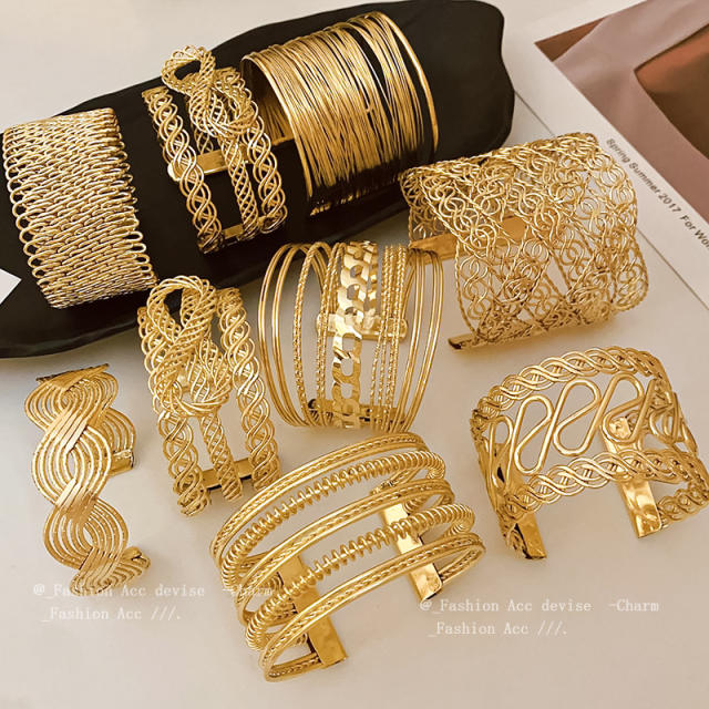 Popular gold color metal cuff bangle bracelet for women