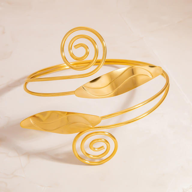 Summer holiday design starfish conch flower butterfly design stainless steel arm bangle