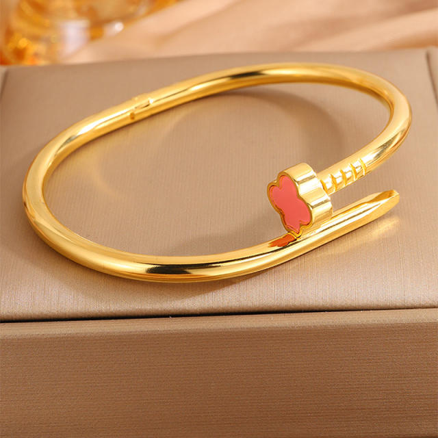 Women's stainless Steel Color-free Four-leaf Clover Nail bangle bracelet