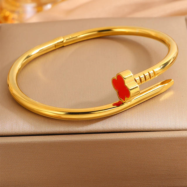 Women's stainless Steel Color-free Four-leaf Clover Nail bangle bracelet