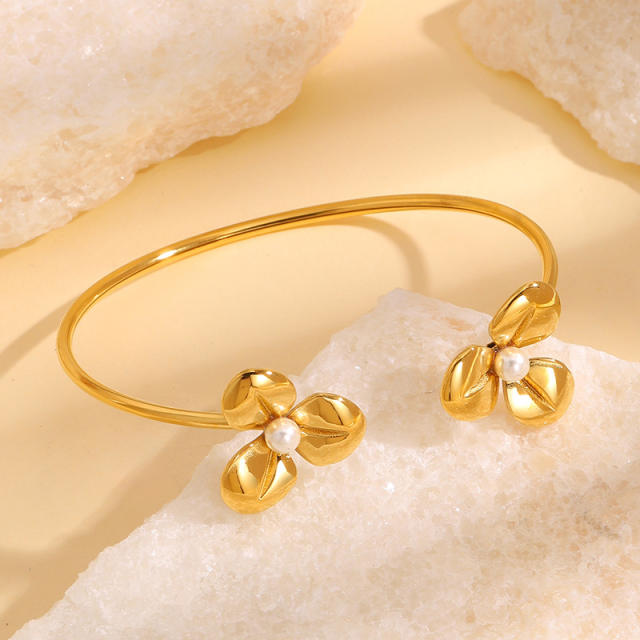Summer hot sale pearl flower starfish heart triangle design stainless steel cuff bangle bracelet holiday hand jewelry