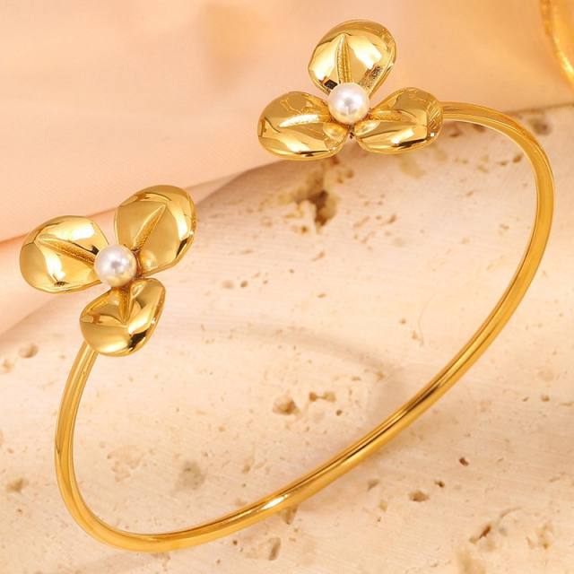 Summer hot sale pearl flower starfish heart triangle design stainless steel cuff bangle bracelet holiday hand jewelry