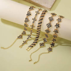 Gold plated Copper Inlaid Zircon Leopard Pattern Star-Shaped Love Bracelet