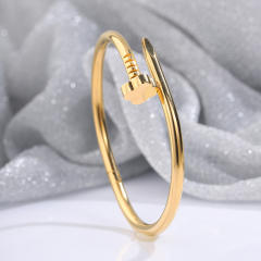 New love four-leaf clover nail bracelet stainless steel bangle
