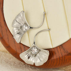 Simple ginkgo leaf earrings women stainless steel inlaid zircon earrings
