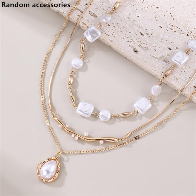 Simple Asymmetrical Geometric Round Square Inlaid Pearl Chain Multi-Layered Necklace for Women