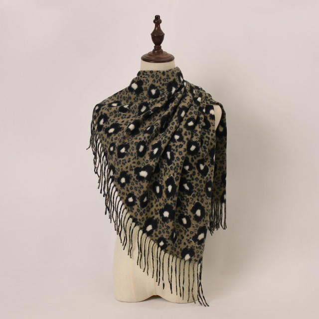 New Leopard Print Scarf for Women Trendy Long Imitation Cashmere Scarf,