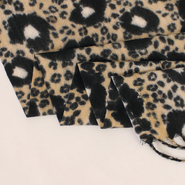 New Leopard Print Scarf for Women Trendy Long Imitation Cashmere Scarf,