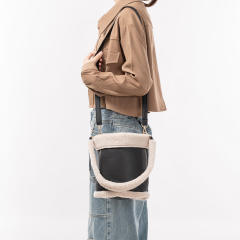 Vintage Bucket Bag Autumn Winter Plush Handbag