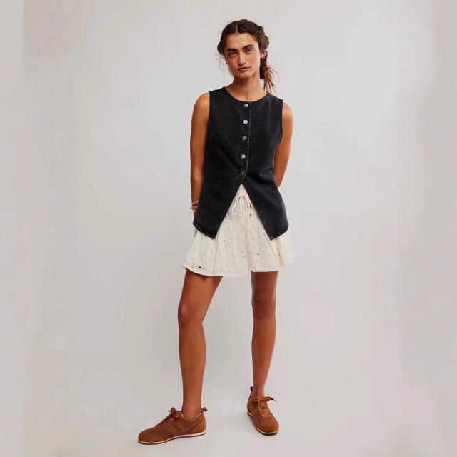 Fashion Leisure Slim Fit Button Women's Denim Sleeveless Vest