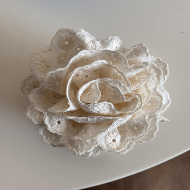 Sweet Lace Flower Hair Clamp Medium Gentle Flower hair claw clips
