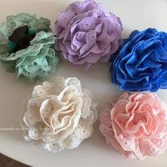 Sweet Lace Flower Hair Clamp Medium Gentle Flower hair claw clips