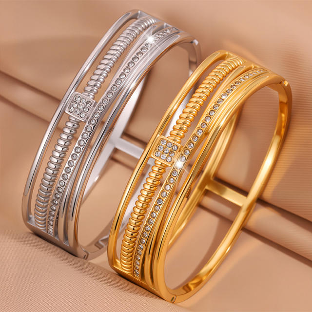 18KG elegant three layer rhinestone setting stainless steel bangle bracelet