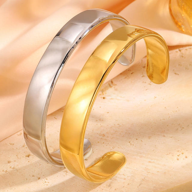 18KG smooth design cuff bangle stainless steel bracelet