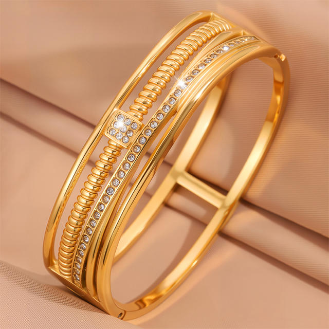 18KG elegant three layer rhinestone setting stainless steel bangle bracelet