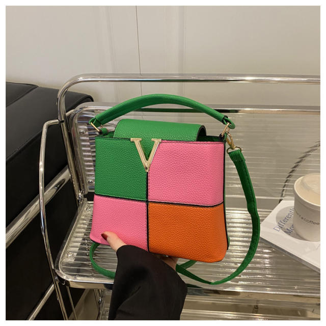 Fashion Commuter Handbag 2025 New Color-Blocking Simple Texture handbag bucket bag