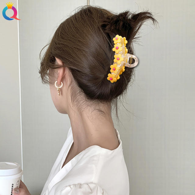 Korean Acrylic flower colorful hair claw clips Female Elegant Sweet Hair Grab