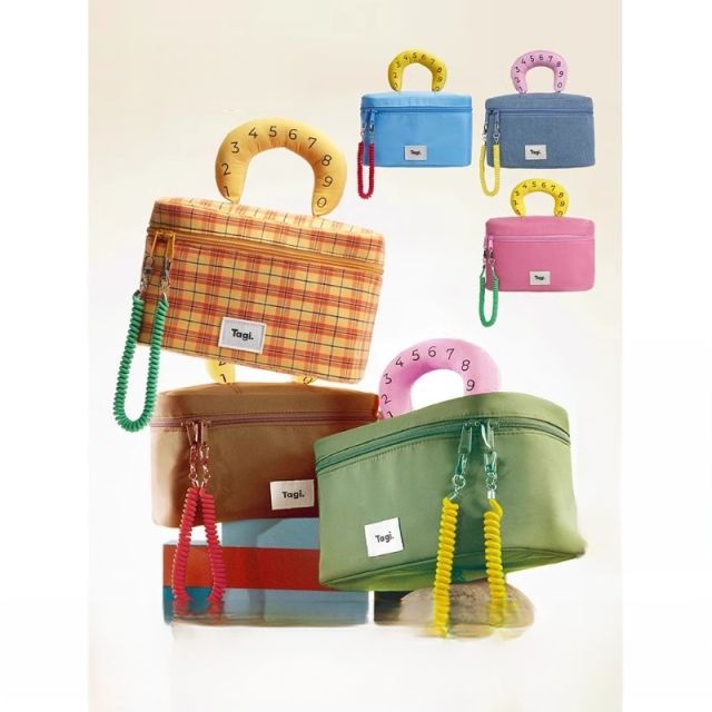 New Ins Style Multifunctional Storage Bag Travel Portable Large Capacity Waterproof Cosmetic Storage Bag